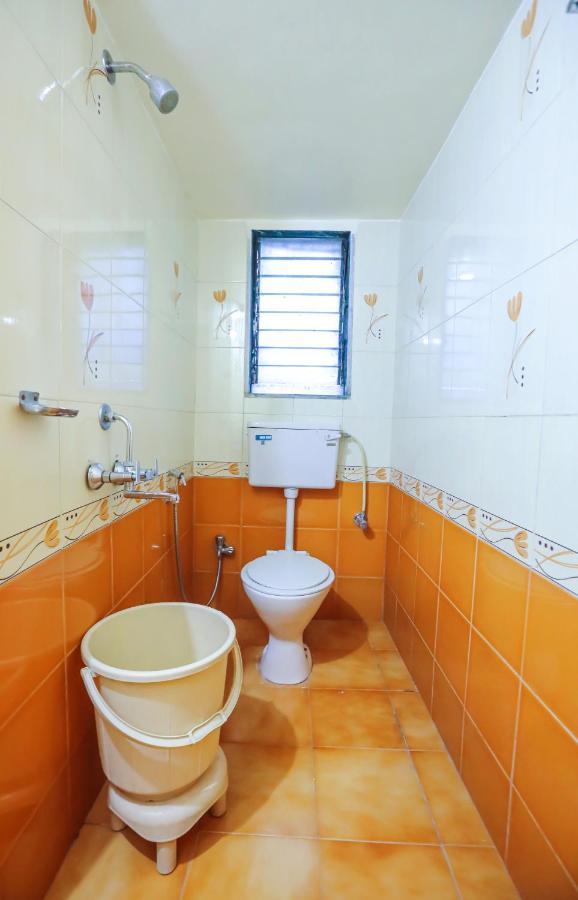 Hotel Sai Niwas Лонавала Экстерьер фото