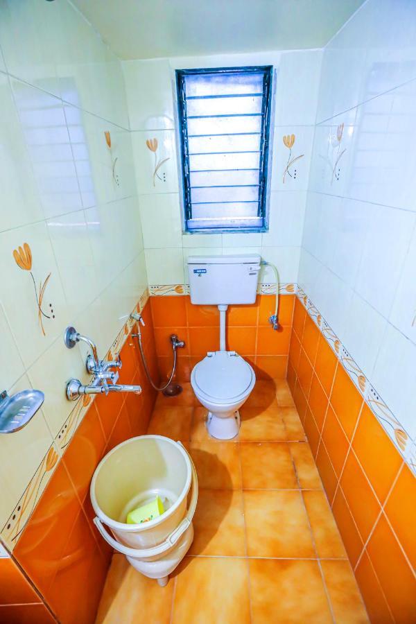 Hotel Sai Niwas Лонавала Экстерьер фото